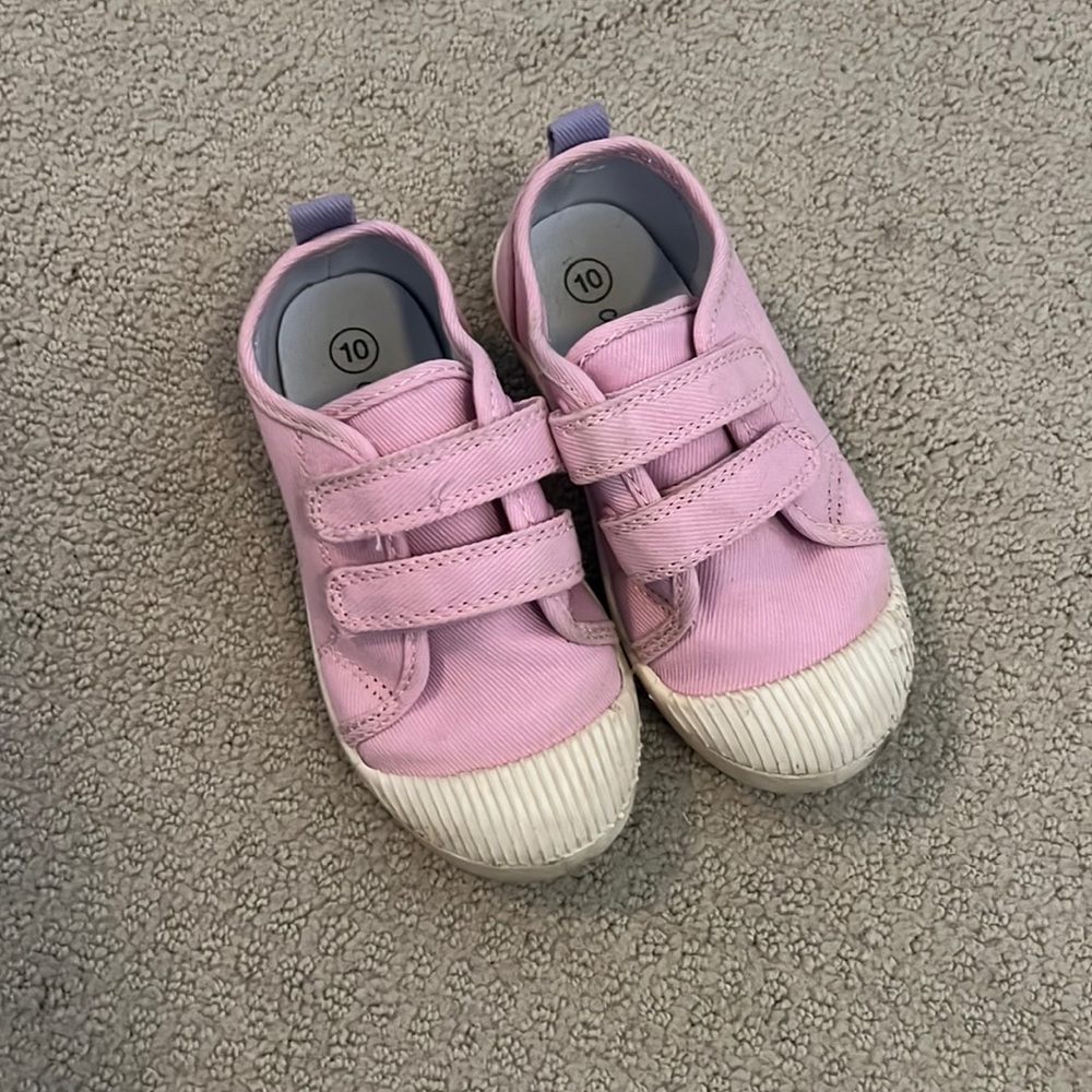 Cat & Jack Toddler Size 10 Shoes